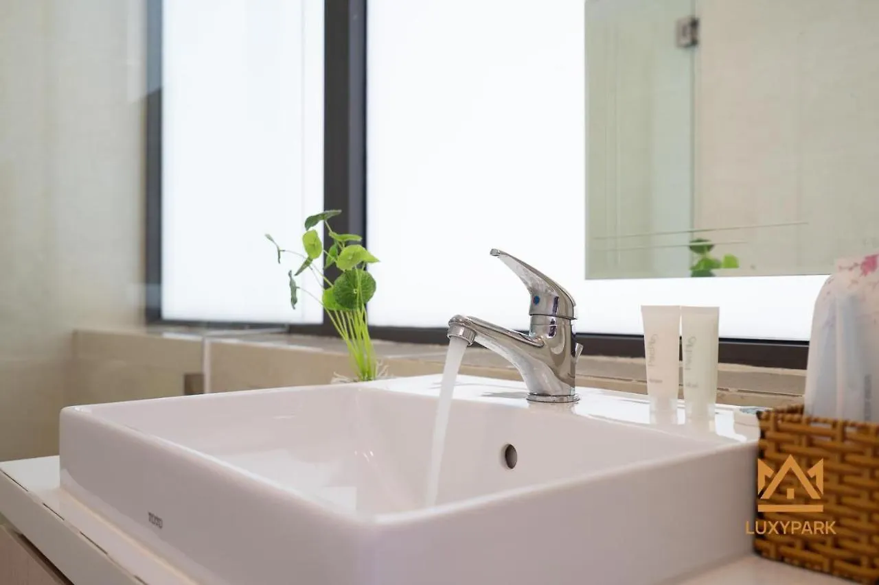 Luxy Park Hotel & Apartments-City Centre Ho Chi Minh City Aparthotel